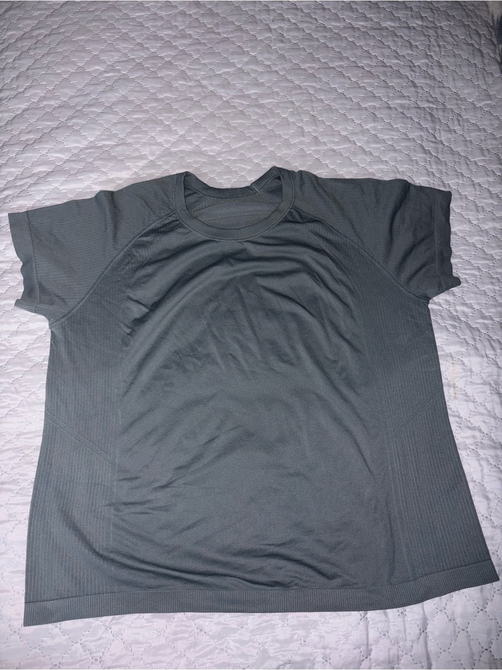 Women’s Crew Neck Performance Shirt - mint green